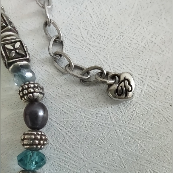 Brighton Soho Howlite Beaded Short Necklace  Like New - Picture 7 of 13